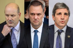 Colapso inducido, vaciamiento y desvío de fondos