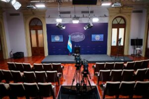 El Gobierno reabrió la sala de prensa de la Rosada, pero Adorni duda si pararse frente a los micrófonos